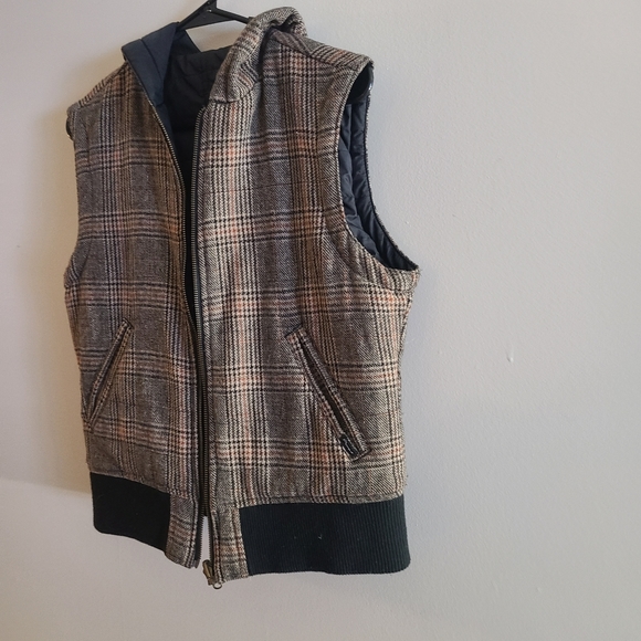 PrAna • Quilted Reversable Vest - Picture 8 of 8